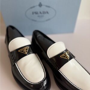 BRAND NEW in box PRADA two toned brushed leather loafers 37.5 black white